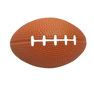 Balle anti stress en forme de ballon de rugby, vue isolée sur fond blanc